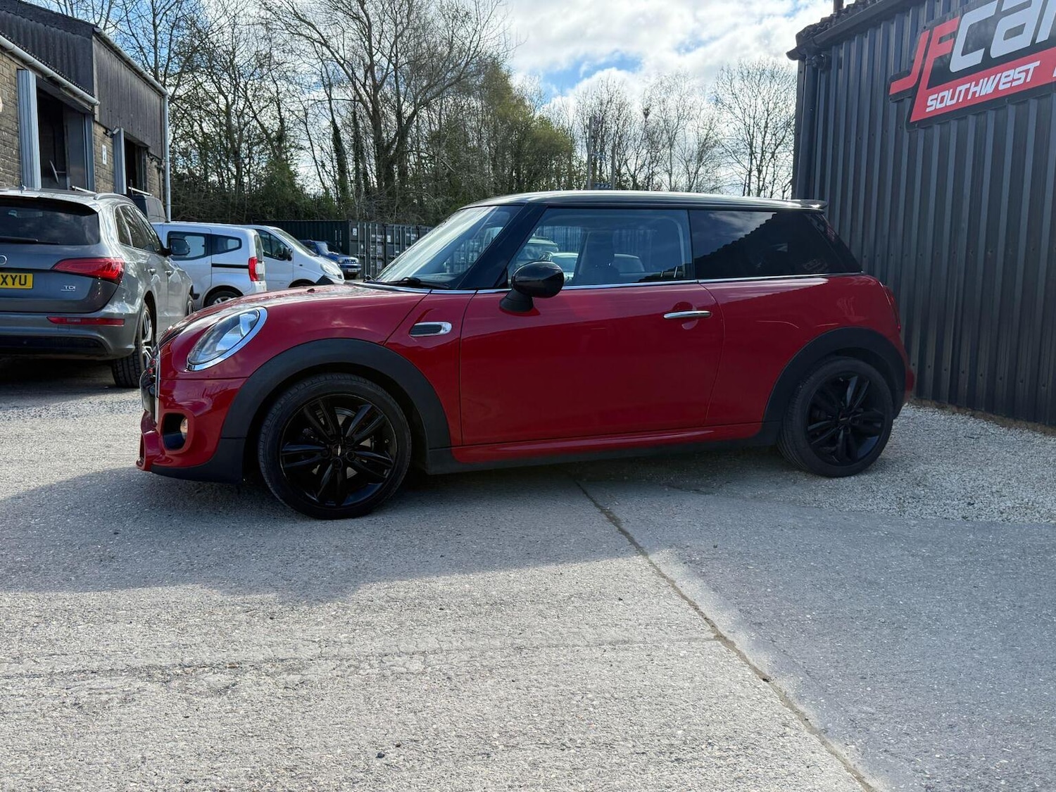 Used MINI Hatch 2018 for sale - 78112145: Photo 4
