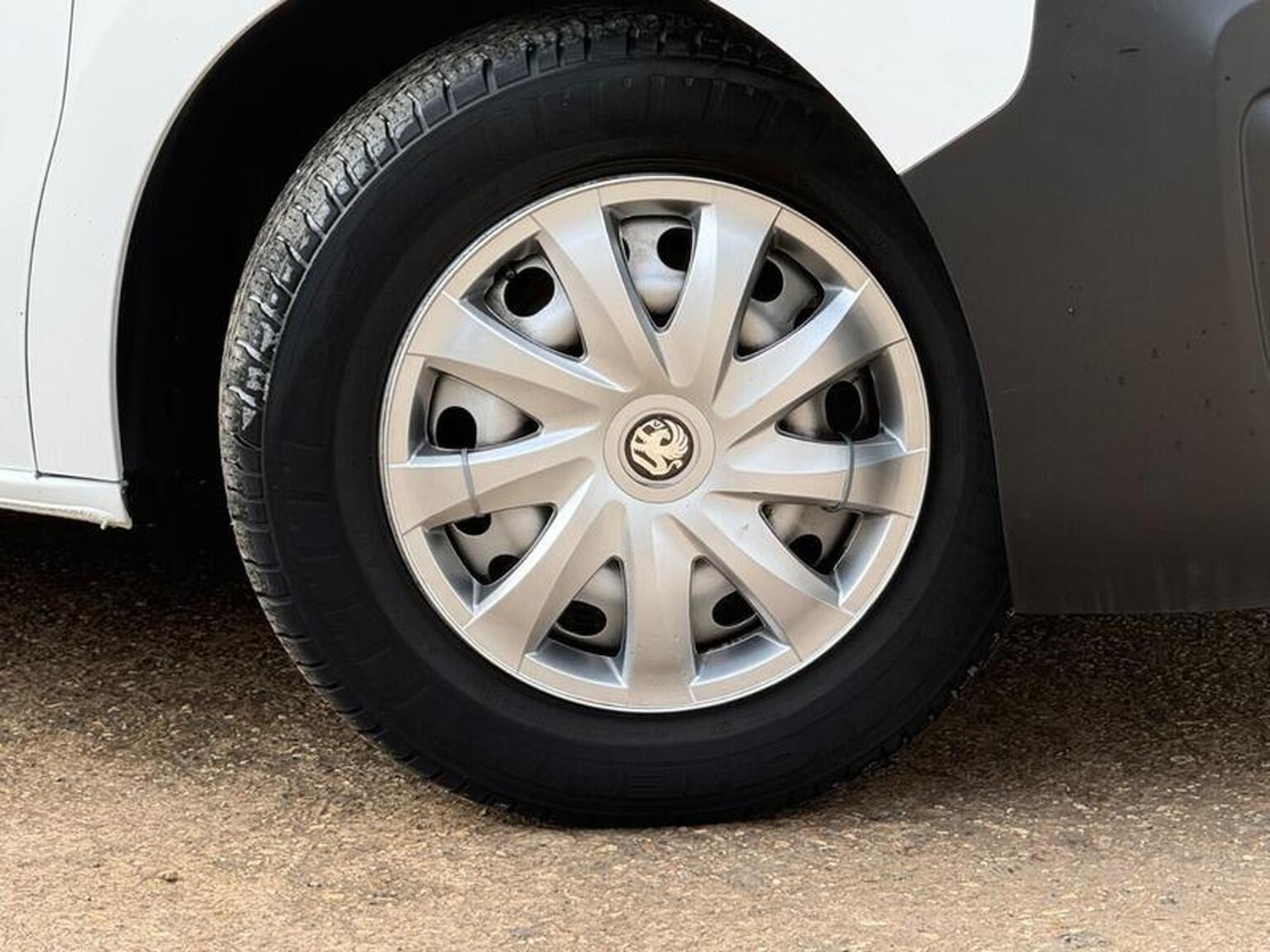 Used Vauxhall Vivaro 2022 for sale - 77632367: Photo 7