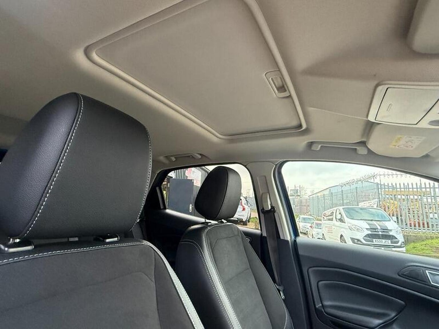 Used Ford Ecosport 2018 for sale - 77173189: Photo 76