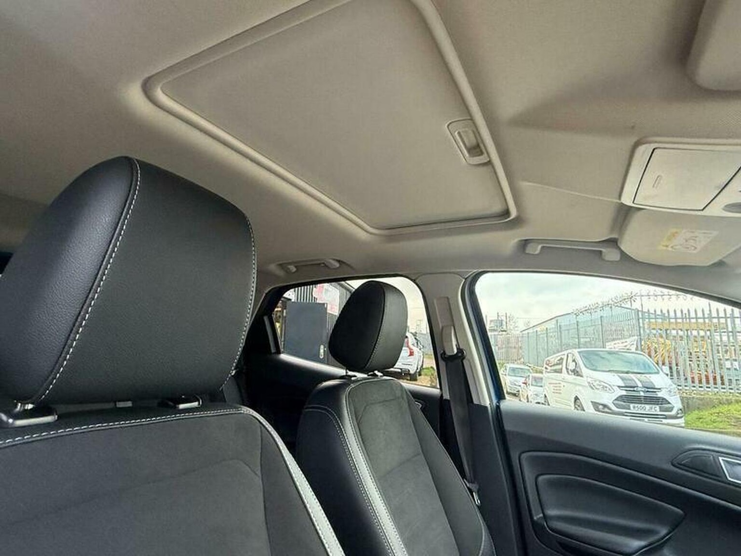 Used Ford Ecosport 2018 for sale - 77173189: Photo 91