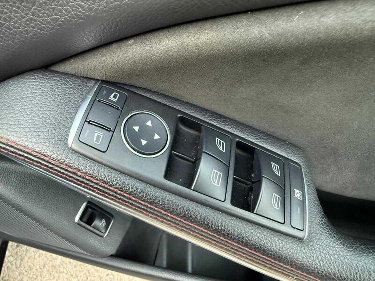 Used Mercedes-Benz CLA 2016 for sale - 76369386: Photo 38