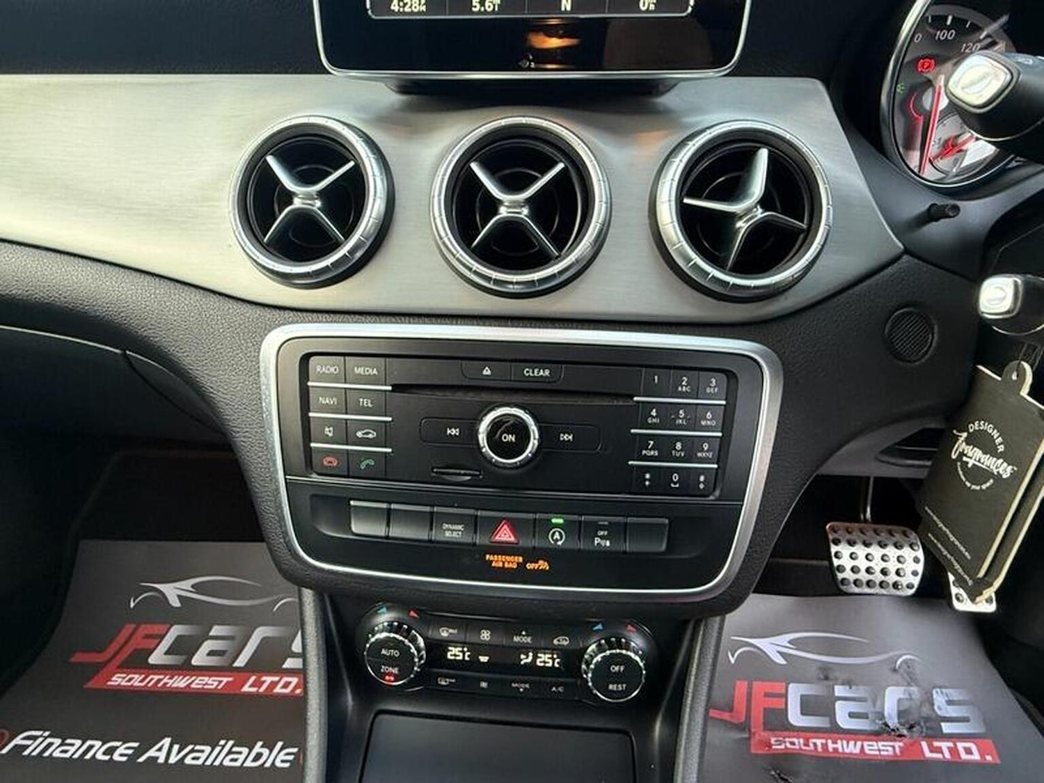 Used Mercedes-Benz CLA 2016 for sale - 76369386: Photo 46