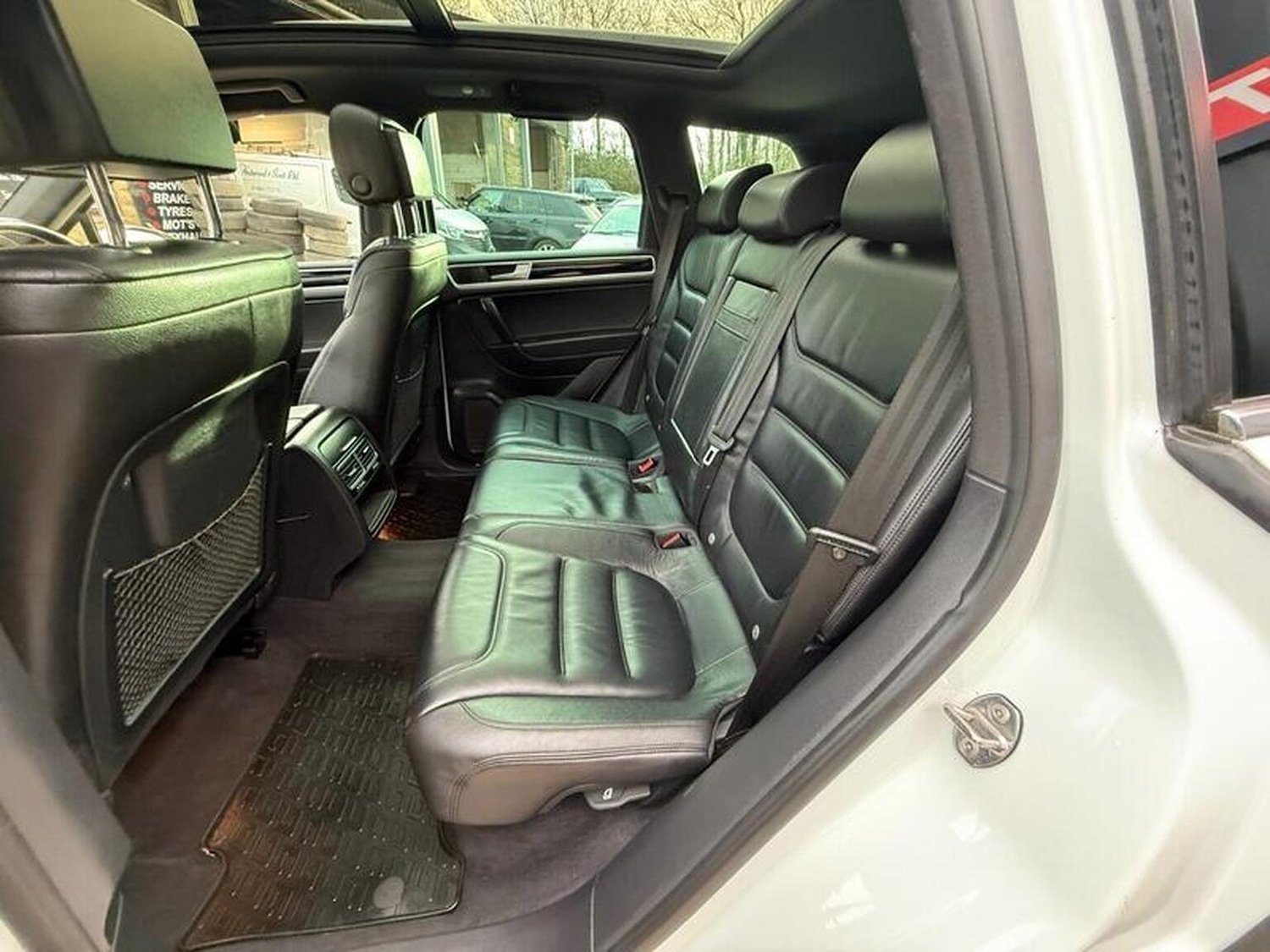 Used Volkswagen Touareg 2015 for sale - 77603422: Photo 47