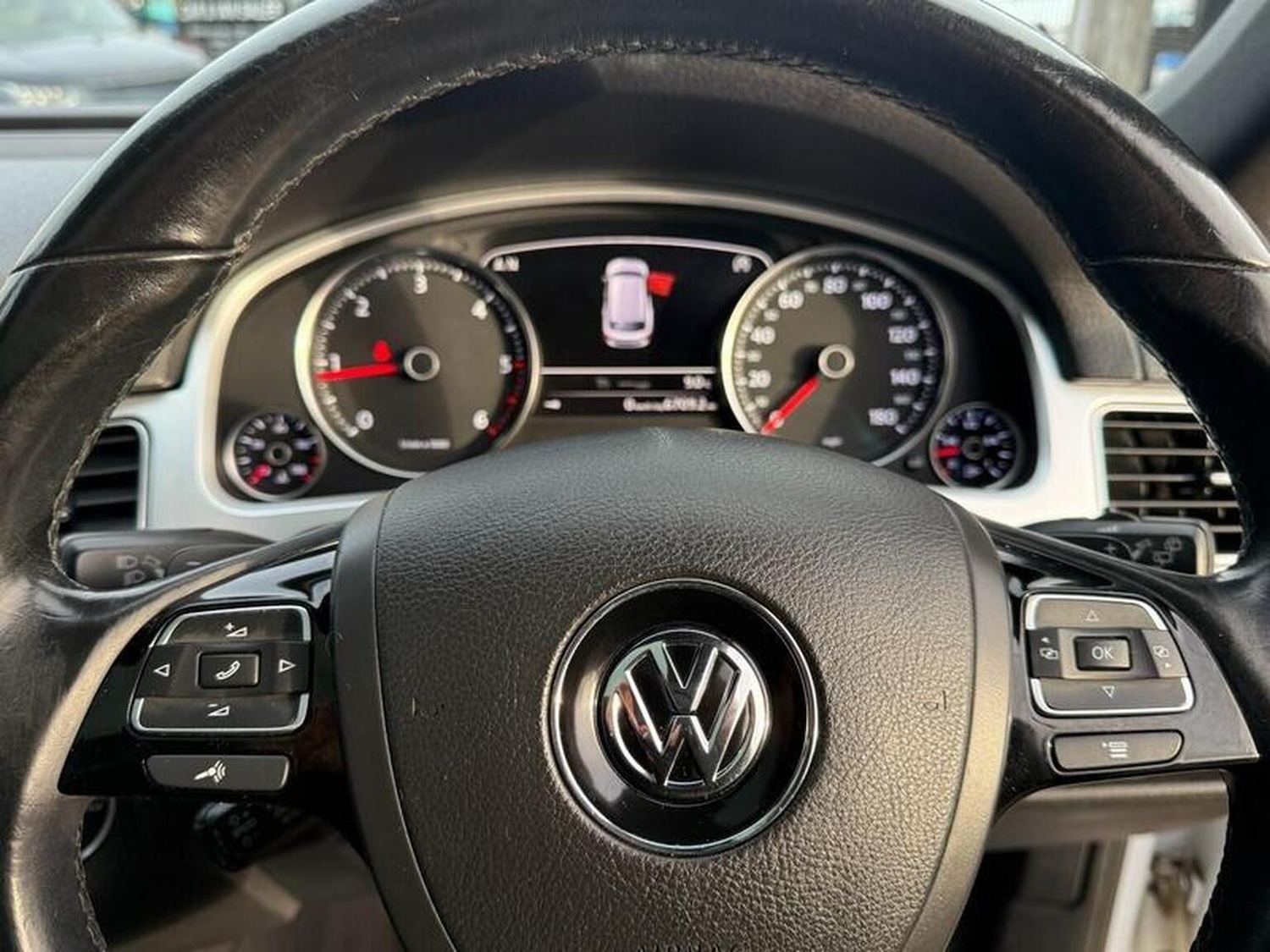 Used Volkswagen Touareg 2015 for sale - 77603422: Photo 58