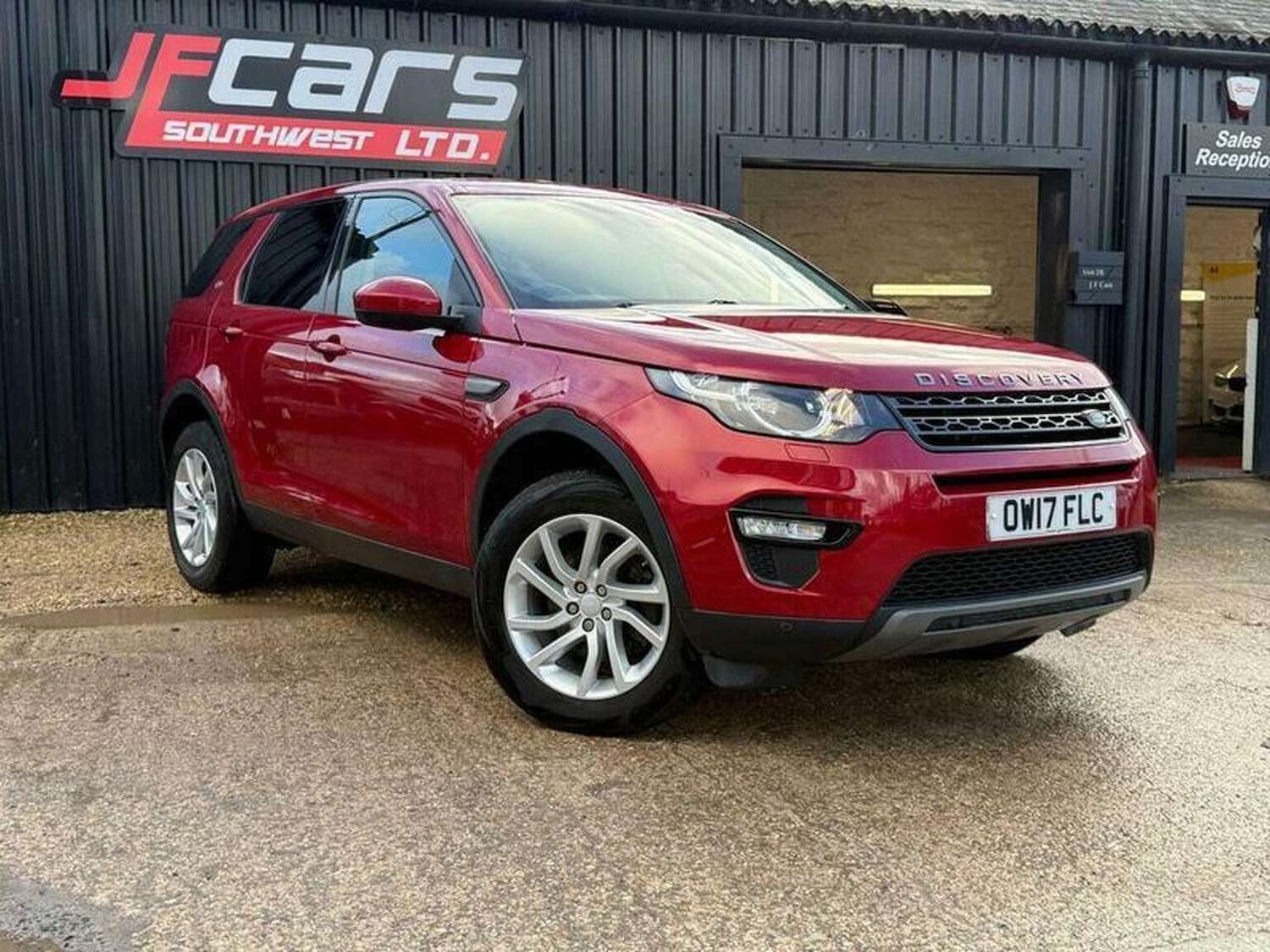 Used Land Rover Discovery Sport 2017 for sale - 77465731: Photo 2