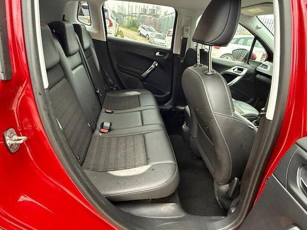 Used Peugeot 2008 2016 for sale - 76252354: Photo 16