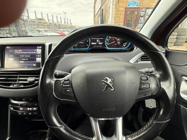 Used Peugeot 2008 2016 for sale - 76252354: Photo 22
