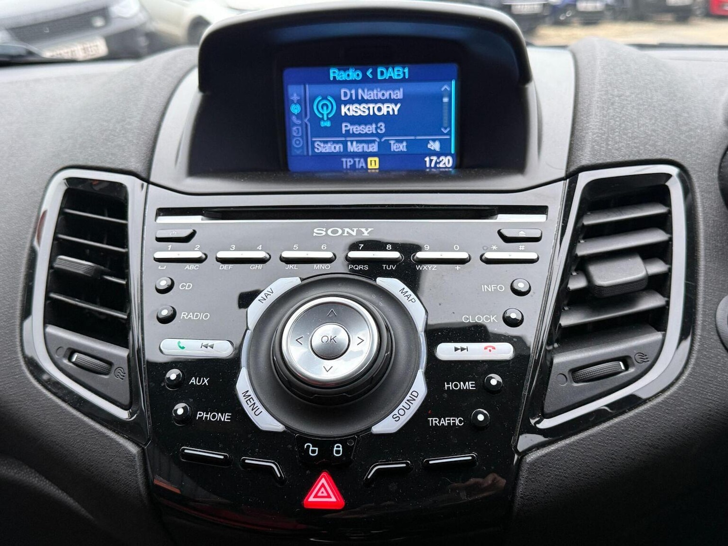 Used Ford Fiesta 2015 for sale - 77781655: Photo 25