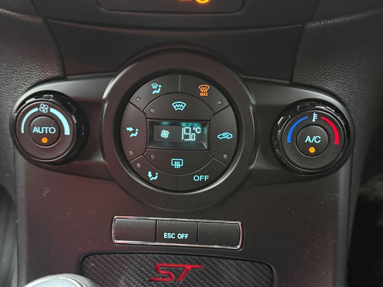 Used Ford Fiesta 2015 for sale - 77781655: Photo 27