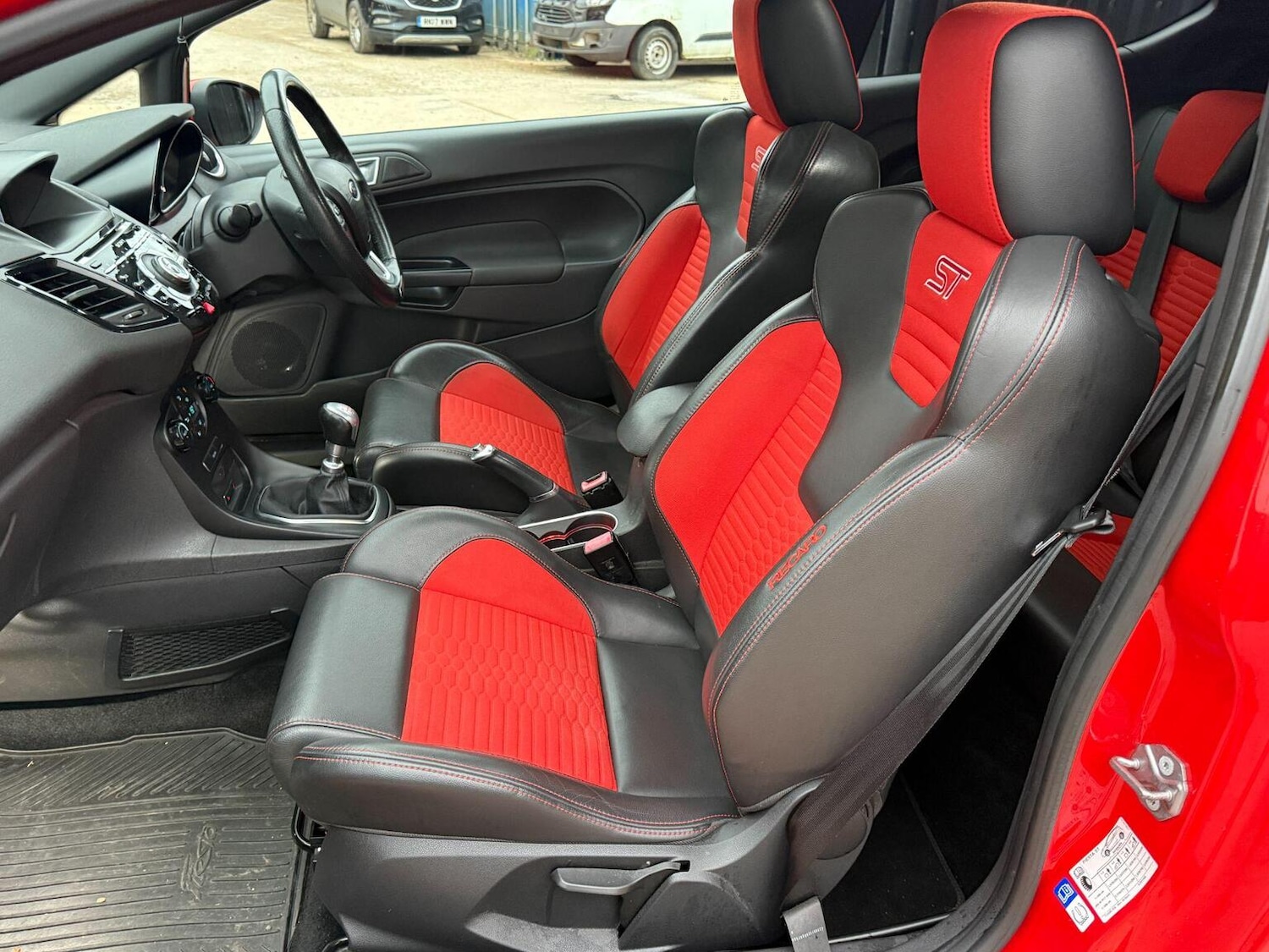 Used Ford Fiesta 2015 for sale - 77781655: Photo 38