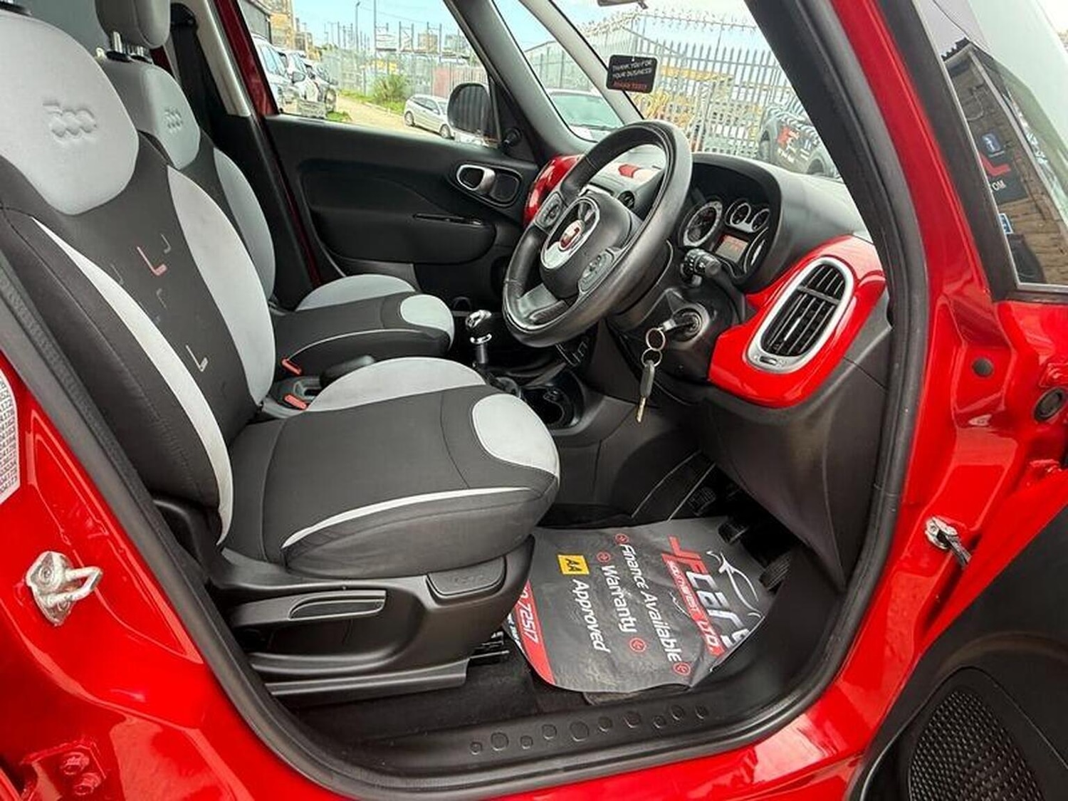 Used Fiat 500L 2016 for sale - 76058049: Photo 34