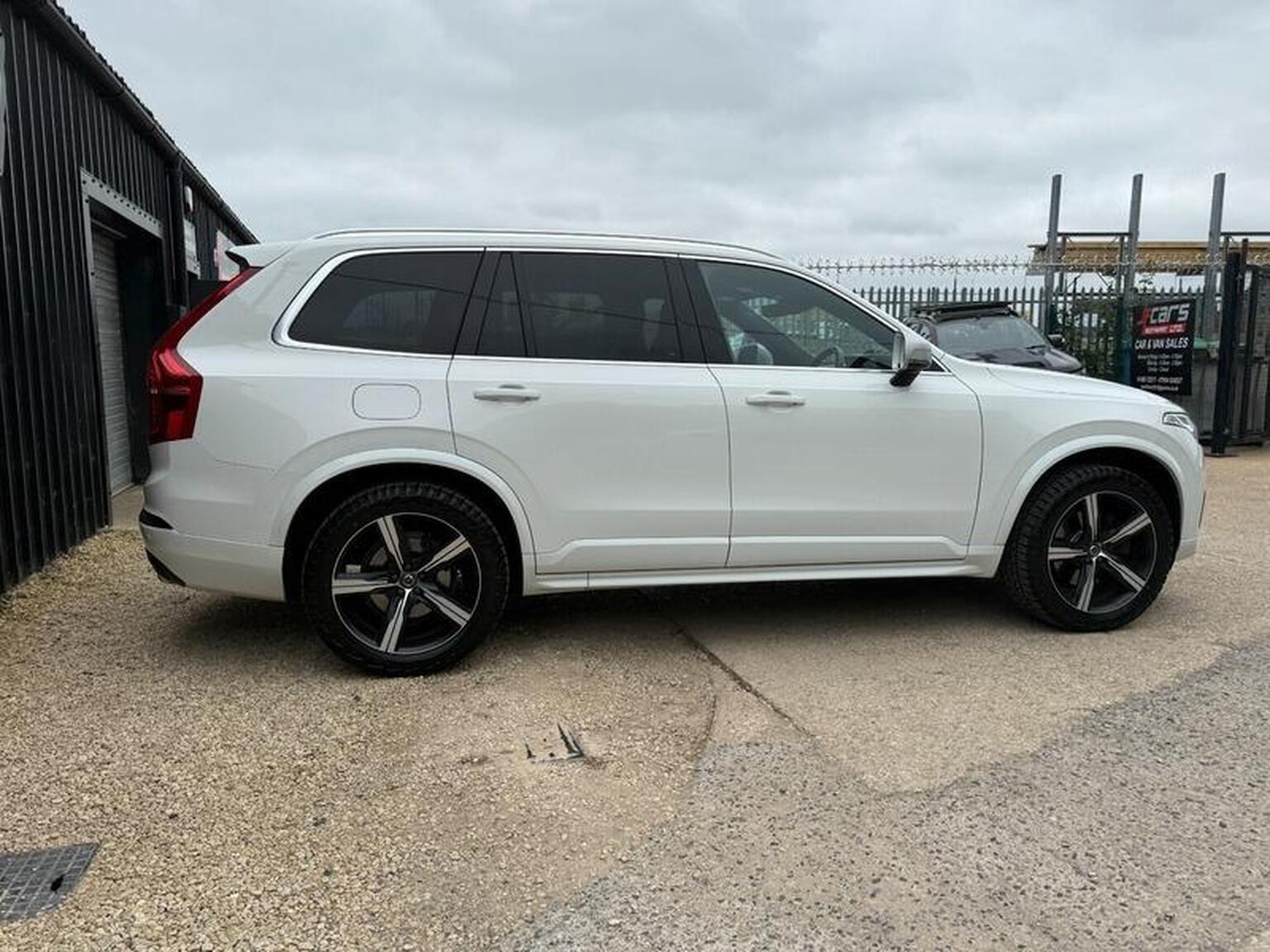 Used Volvo XC90 2018 for sale - 76237117: Photo 17