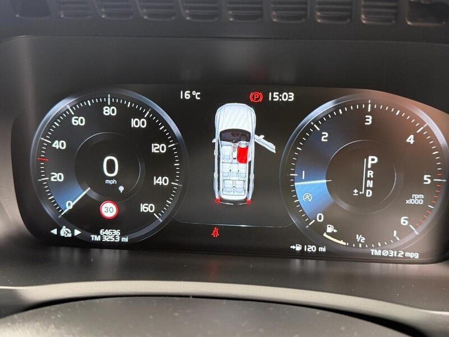 Used Volvo XC90 2018 for sale - 76237117: Photo 32