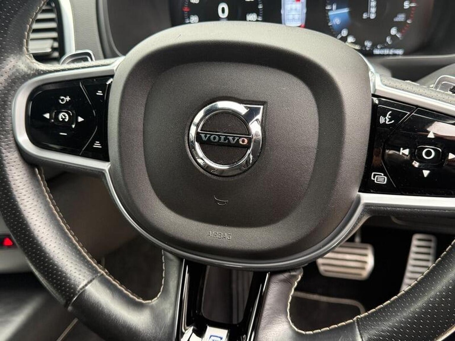 Used Volvo XC90 2018 for sale - 76237117: Photo 34