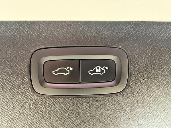 Used Volvo XC90 2018 for sale - 76237117: Photo 49