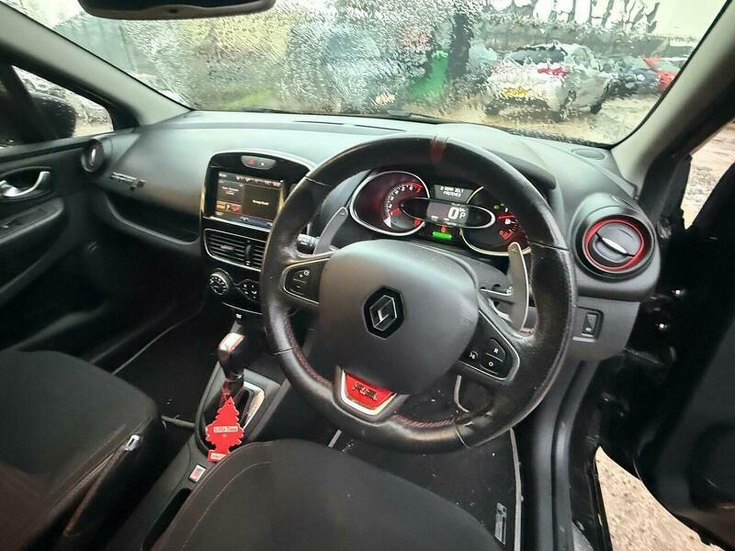 Used Renault Clio 2017 for sale - 77548296: Photo 38
