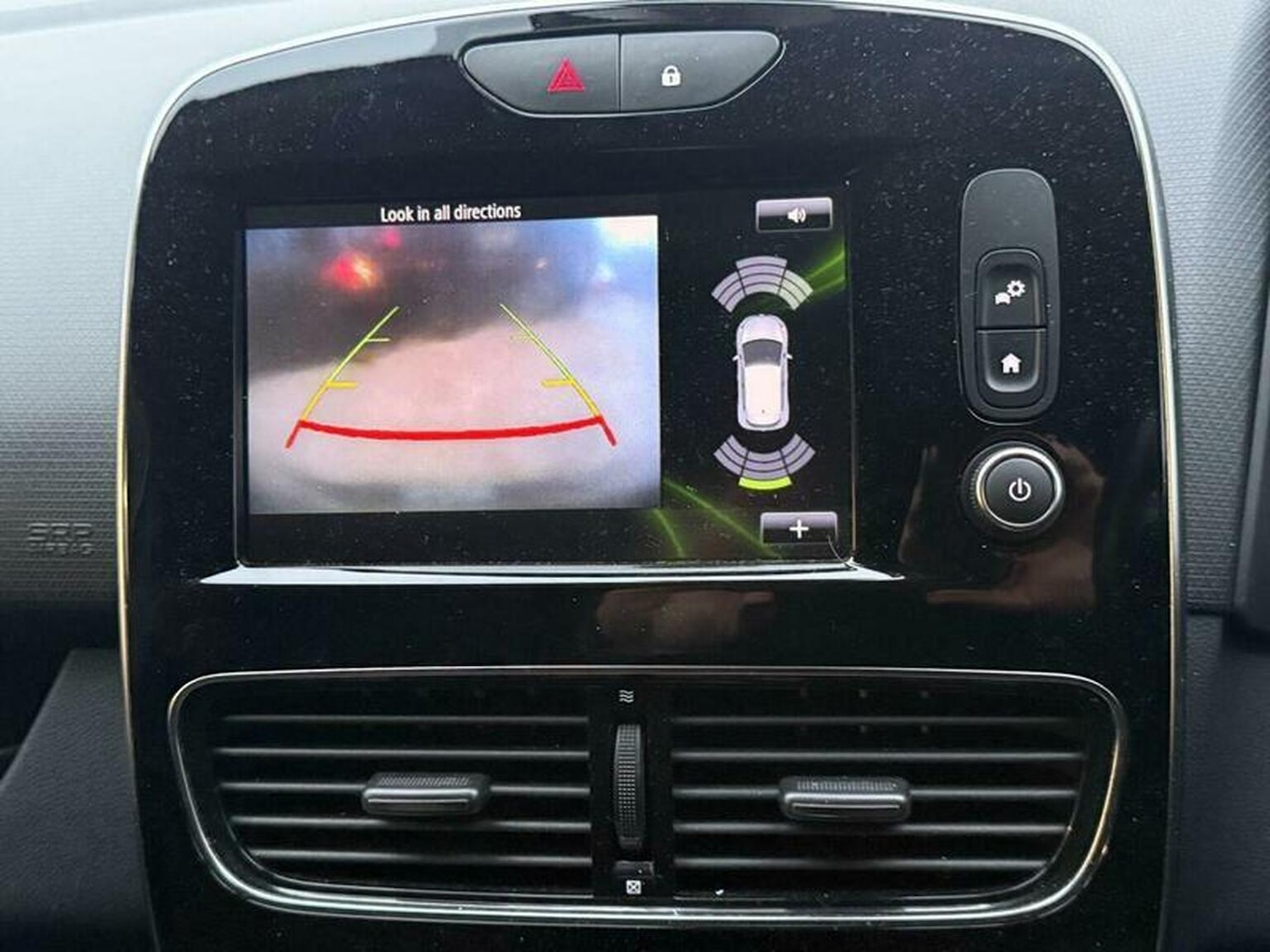 Used Renault Clio 2017 for sale - 77548296: Photo 47