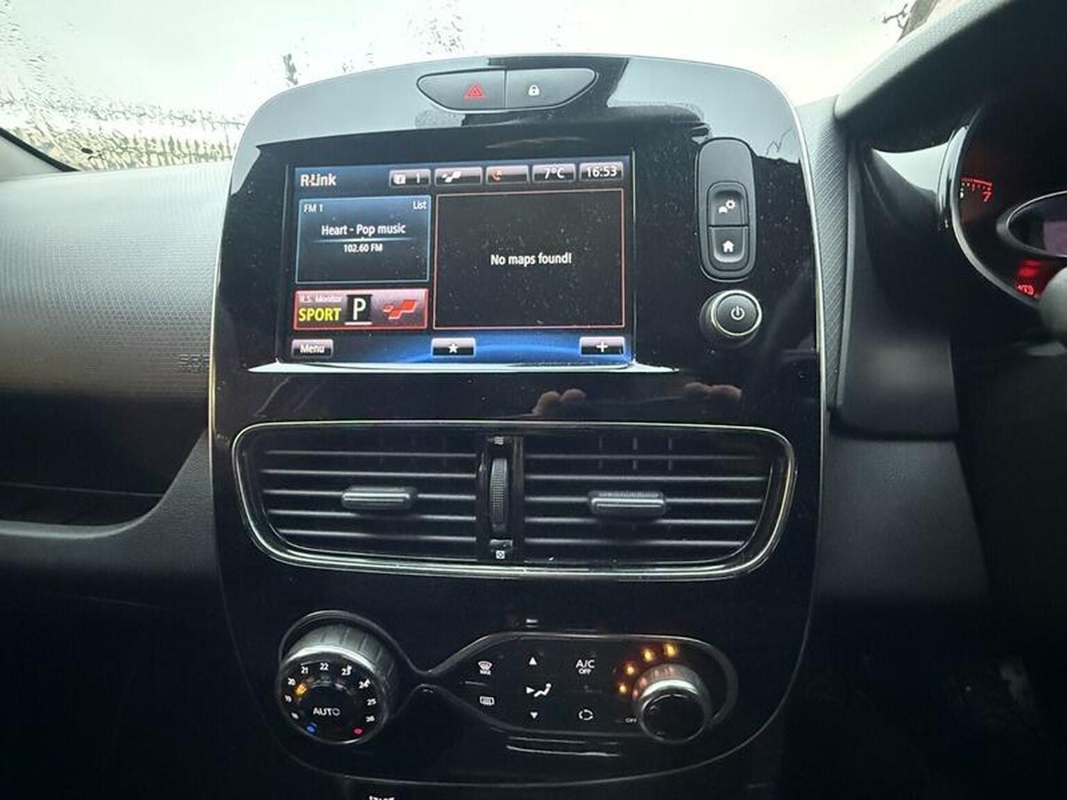 Used Renault Clio 2017 for sale - 77548296: Photo 59