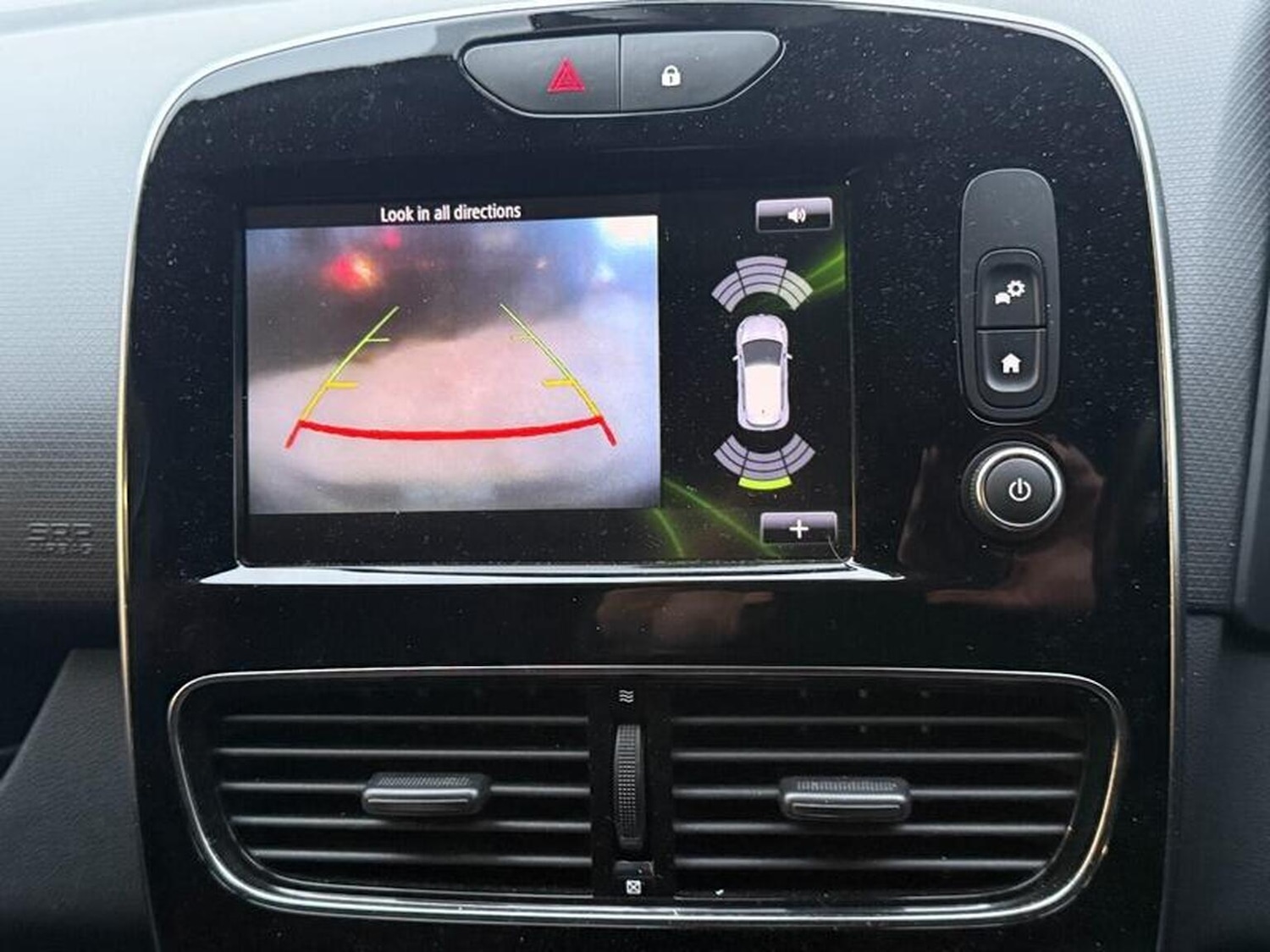 Used Renault Clio 2017 for sale - 77548296: Photo 61