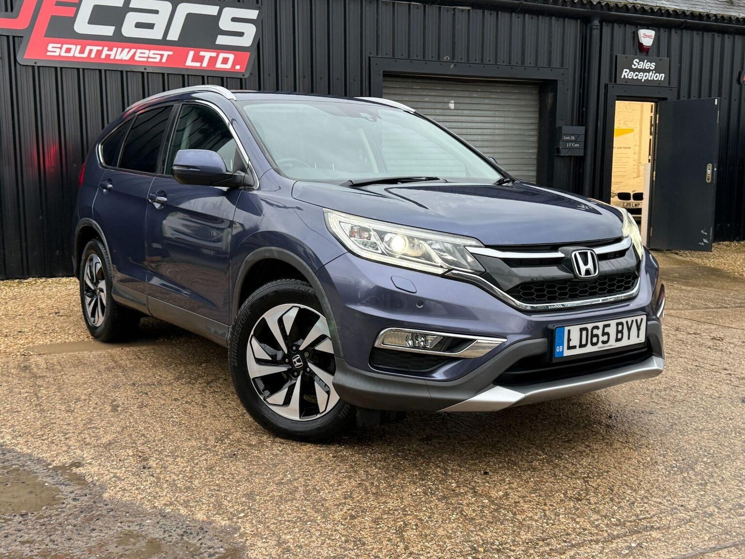 Used Honda CR-V 2015 for sale - 77264369: Photo 2
