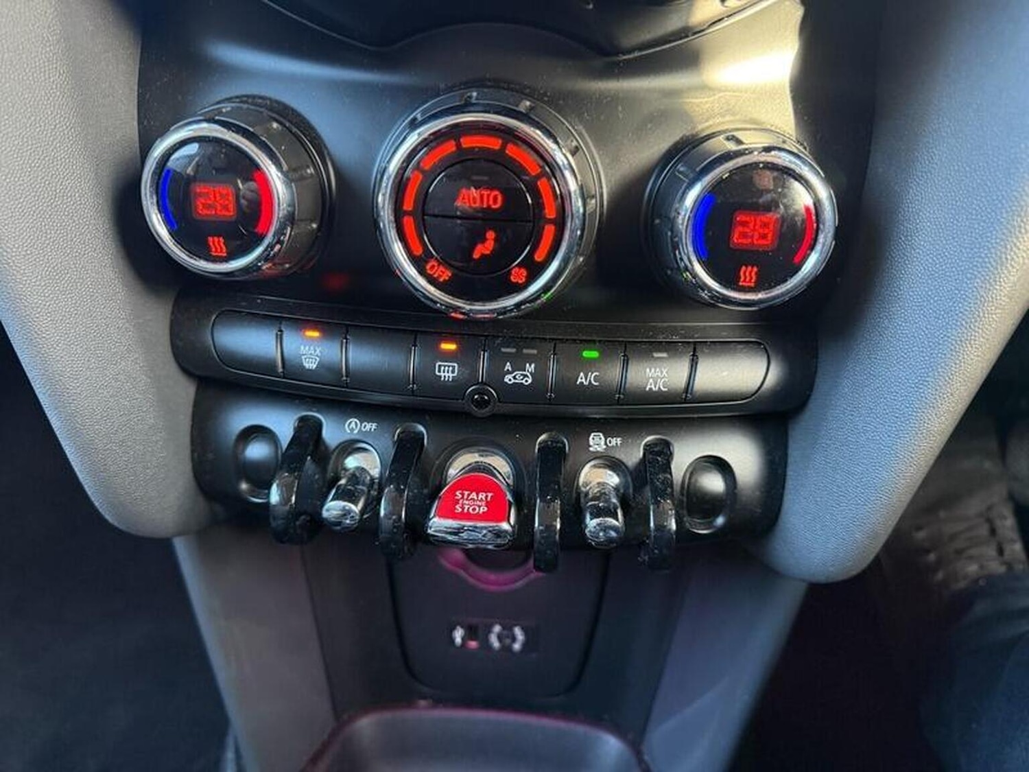 Used MINI Hatch 2014 for sale - 76510861: Photo 23