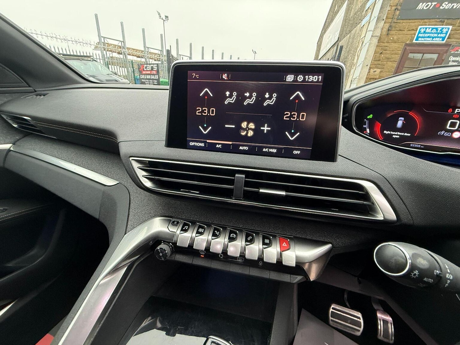 Used Peugeot 3008 2019 for sale - 77028013: Photo 21