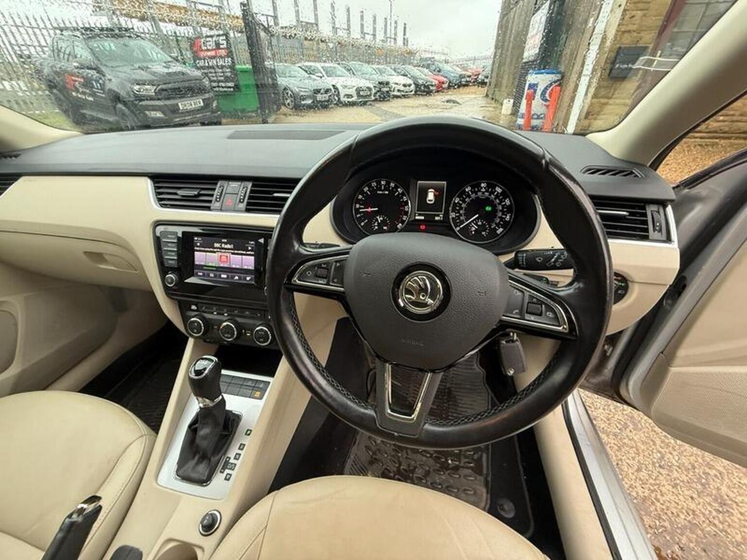 Used Skoda Octavia 2013 for sale - 76687177: Photo 11