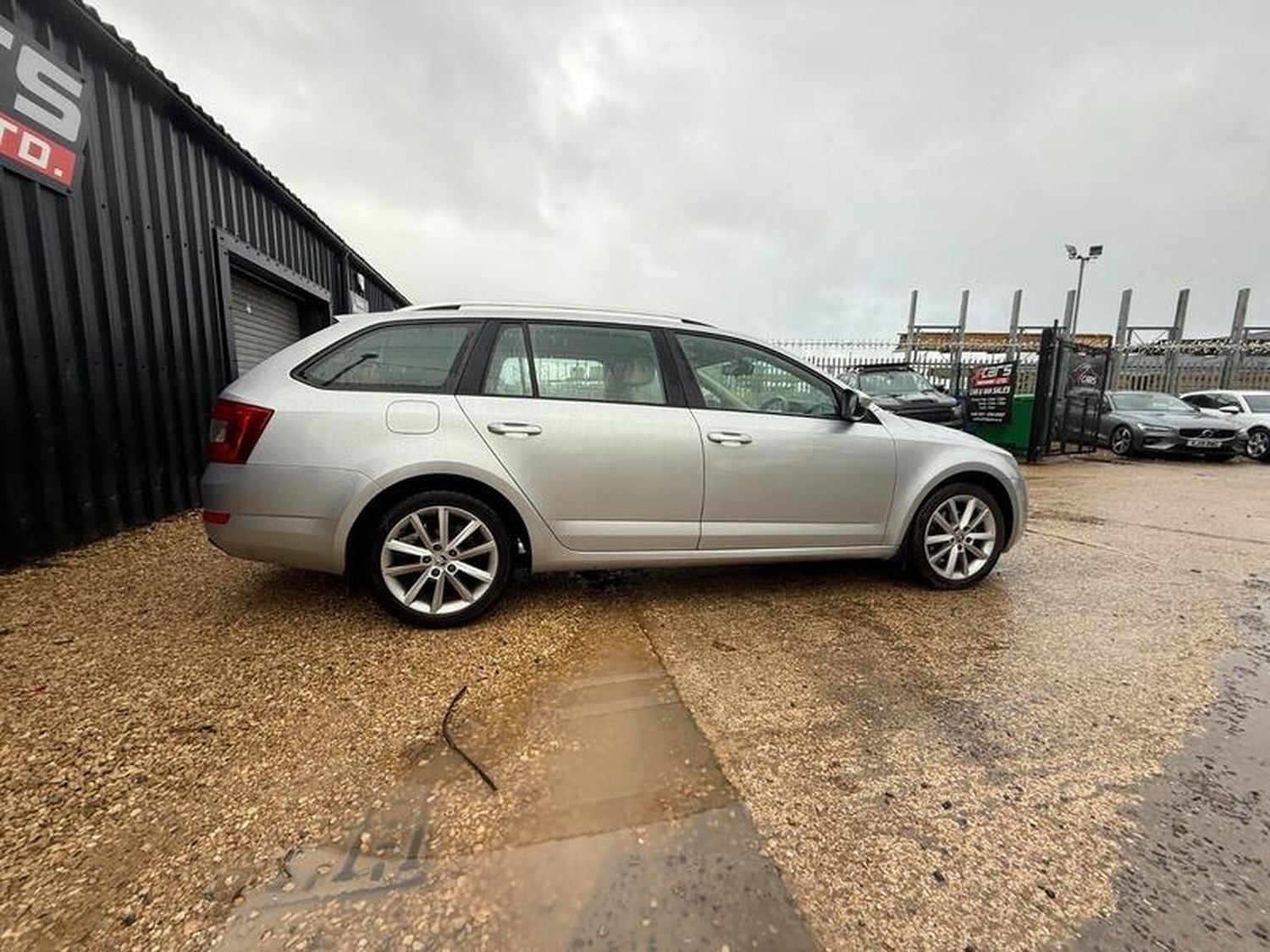 Used Skoda Octavia 2013 for sale - 76687177: Photo 7