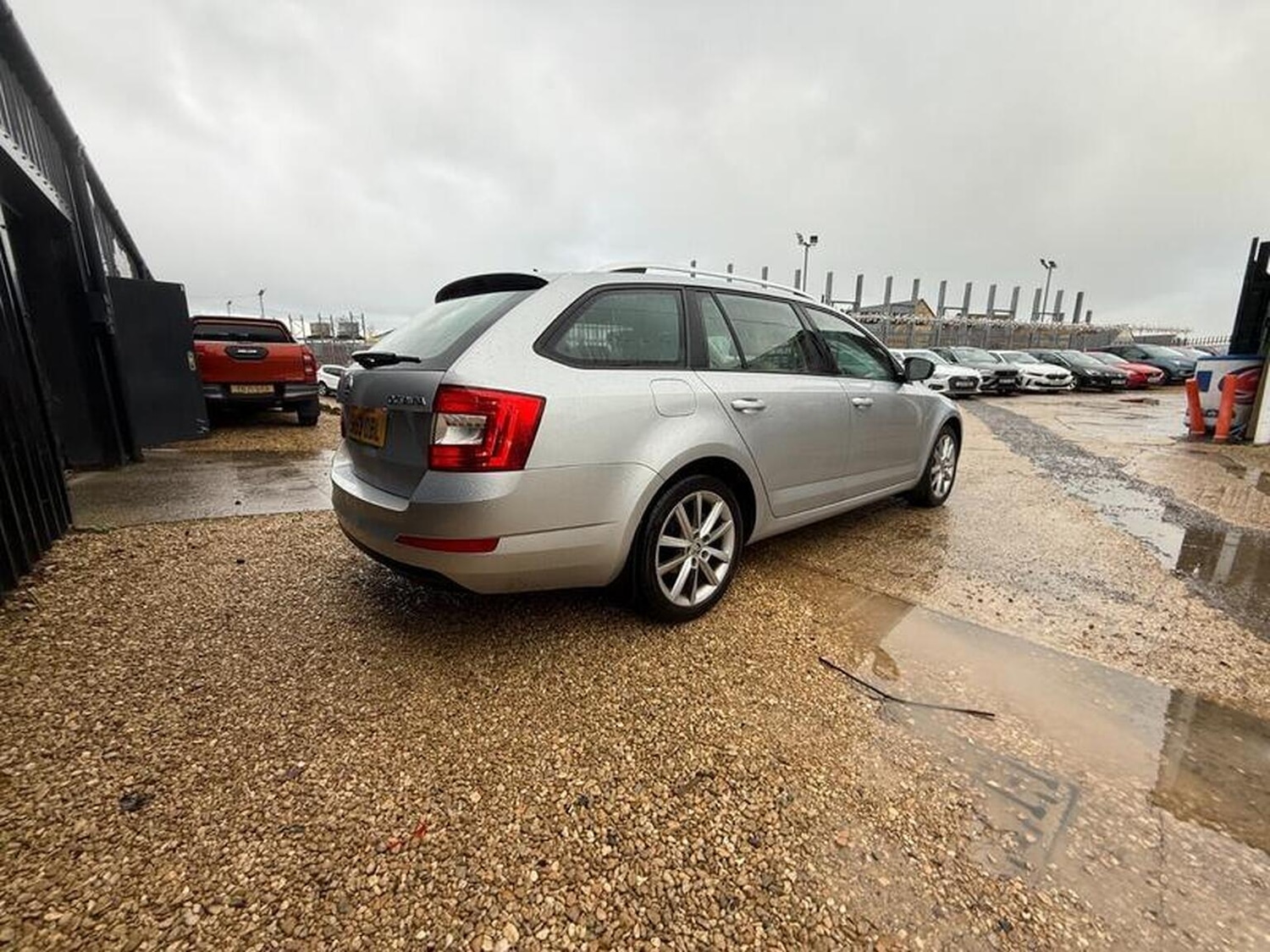 Used Skoda Octavia 2013 for sale - 76687177: Photo 8