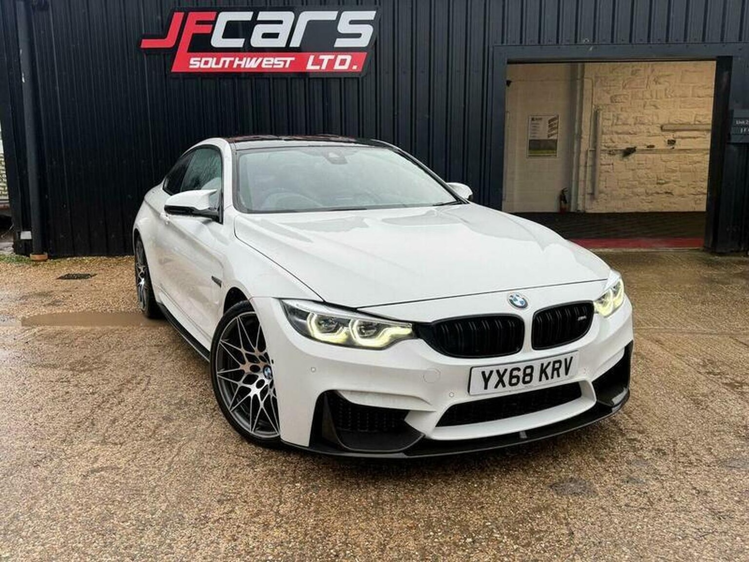 Used BMW M4 2018 for sale - 77453157: Photo 2