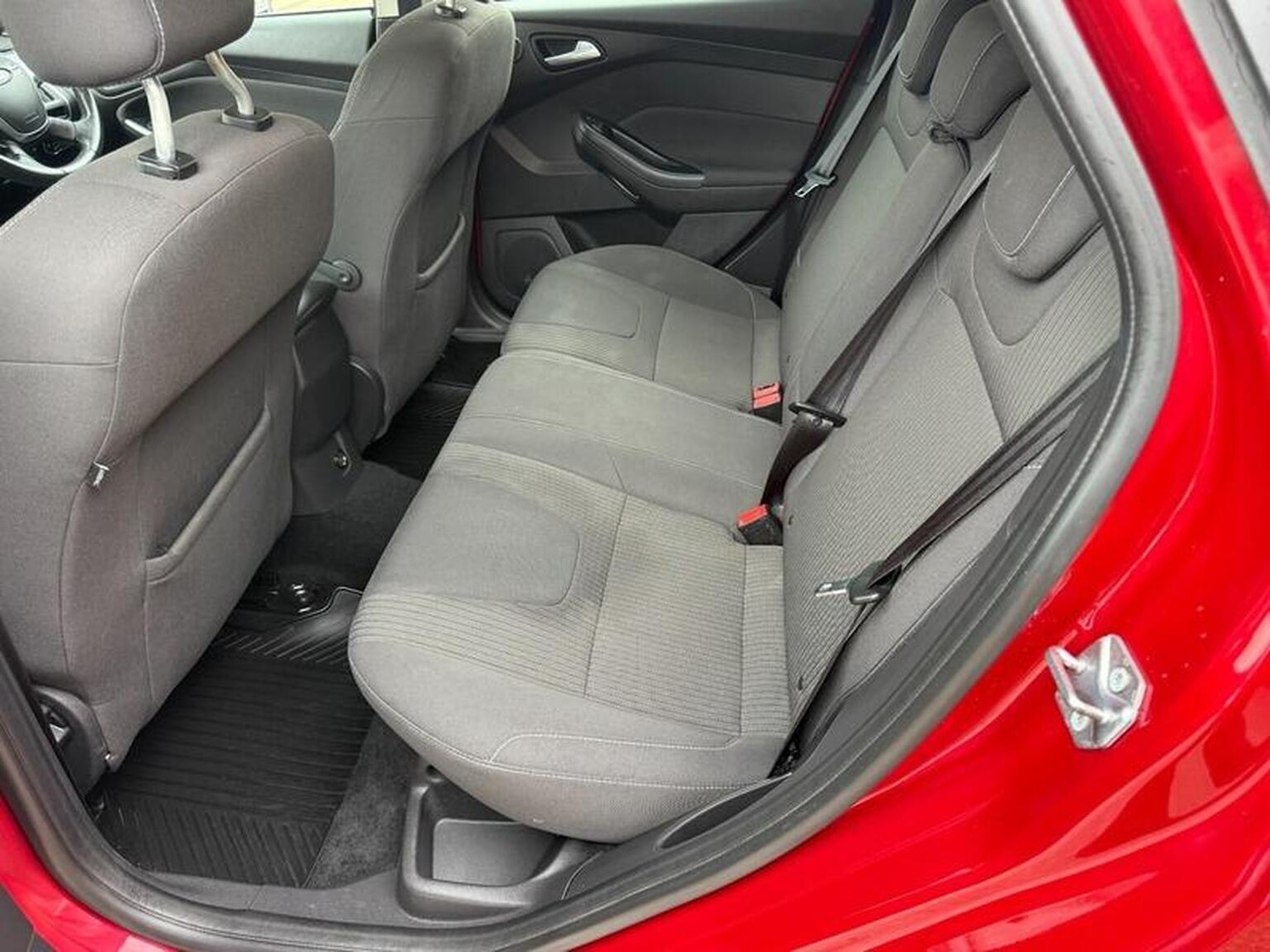 Used Ford Focus 2014 for sale - 76845053: Photo 28