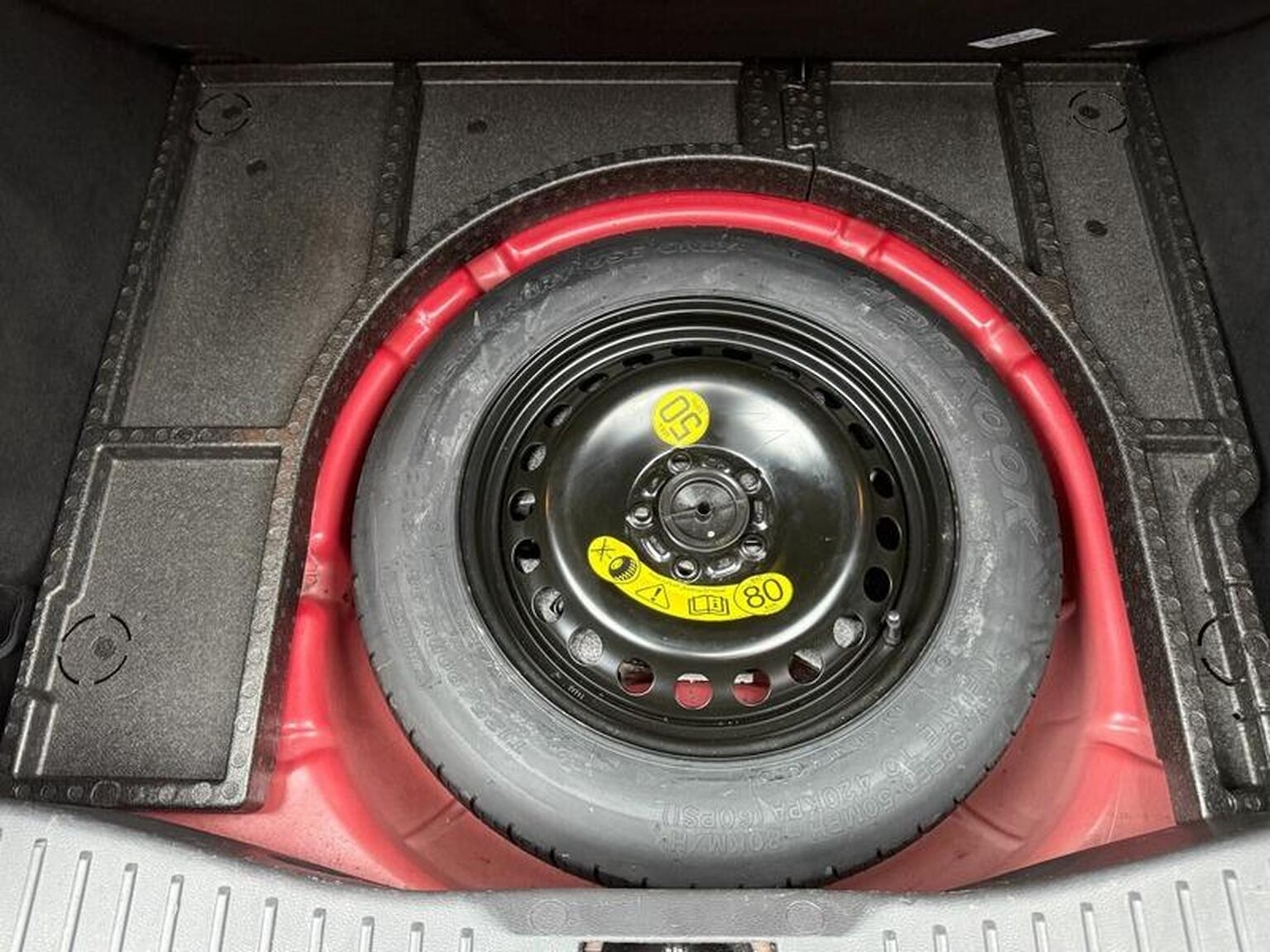 Used Ford Focus 2014 for sale - 76845053: Photo 32