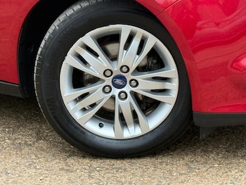 Used Ford Focus 2014 for sale - 76845053: Photo