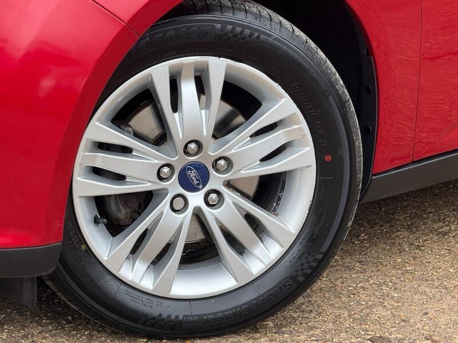 Used Ford Focus 2014 for sale - 76845053: Photo 8