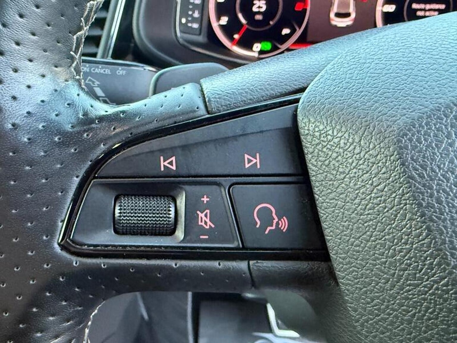 Used SEAT Leon 2019 for sale - 76637427: Photo 59