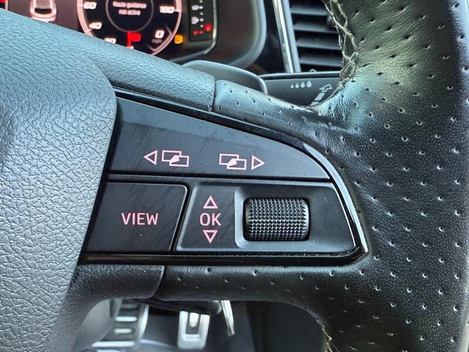 Used SEAT Leon 2019 for sale - 76637427: Photo 60