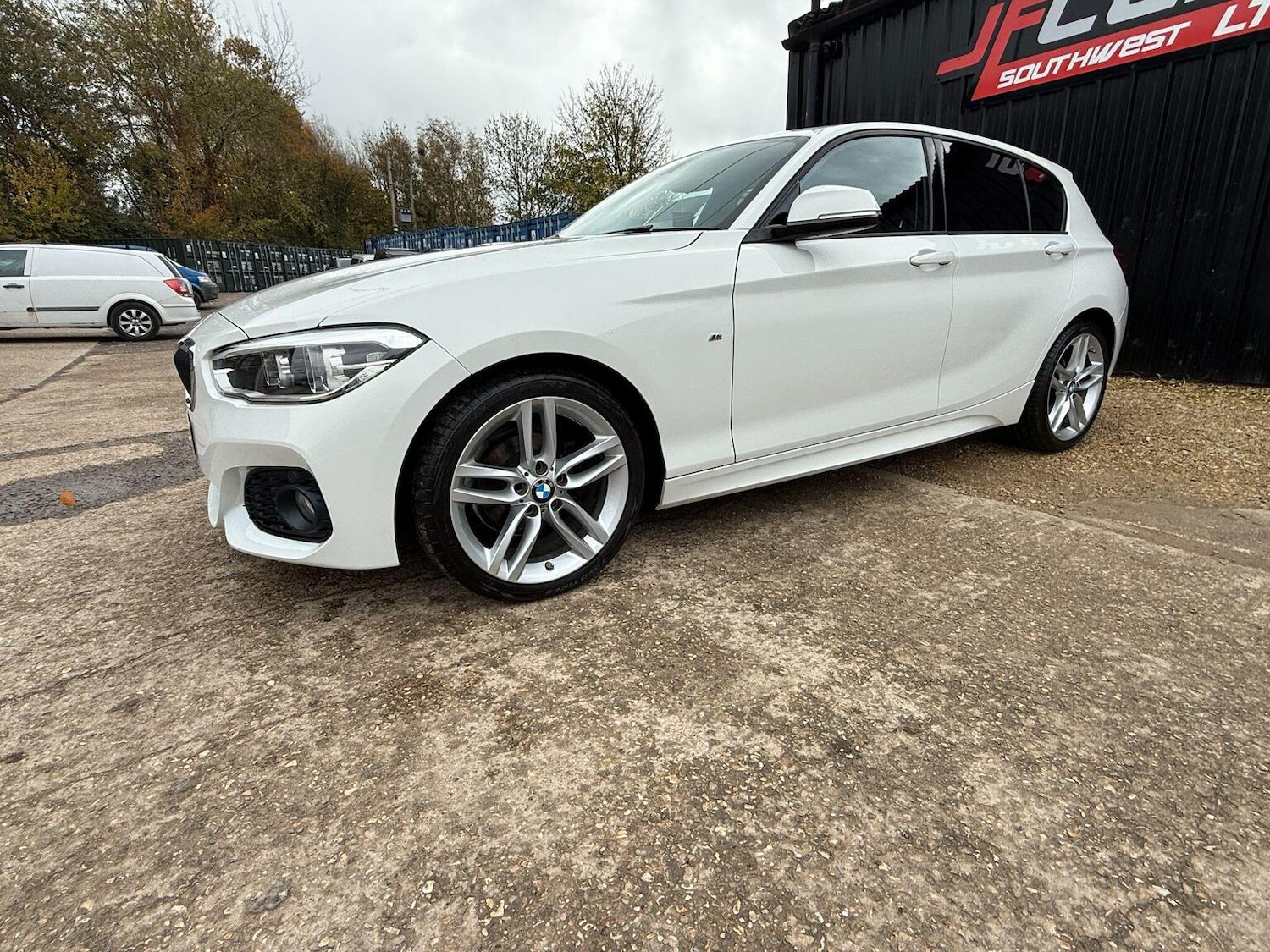 Used BMW 1 Series 2015 for sale - 76497390: Photo 21