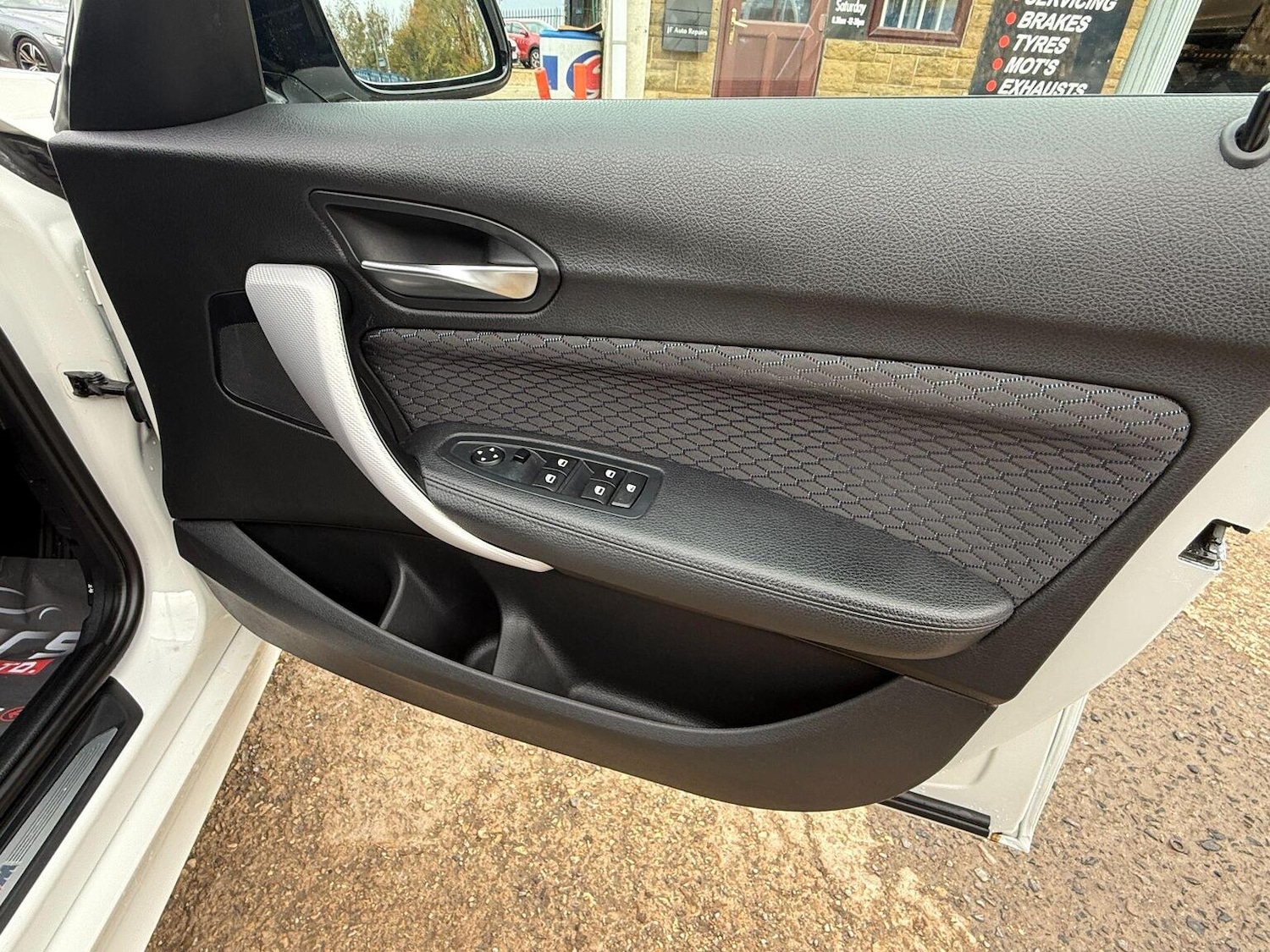 Used BMW 1 Series 2015 for sale - 76497390: Photo 37