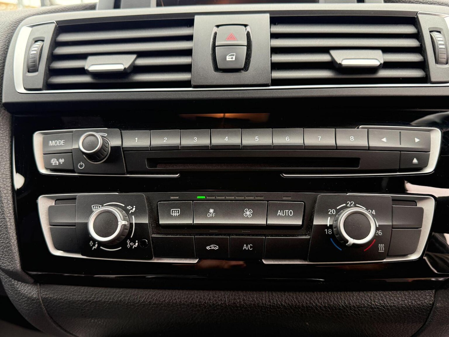 Used BMW 1 Series 2015 for sale - 76497390: Photo 46