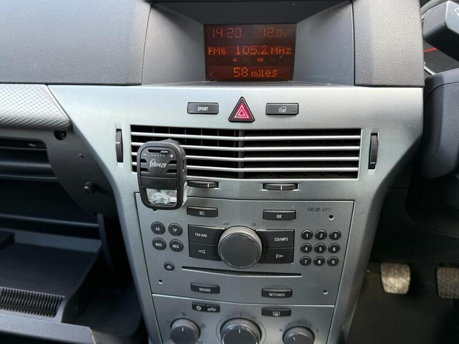 Used Vauxhall Astra 2009 for sale - 78057020: Photo 27