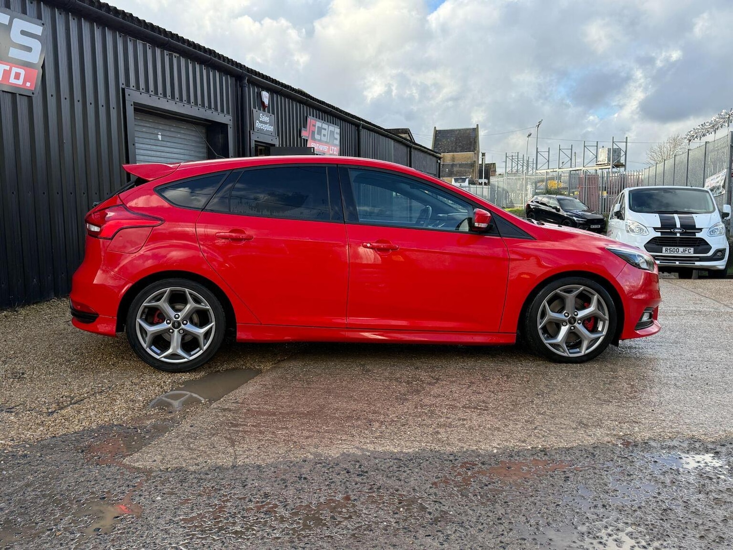 Used Ford Focus 2017 for sale - 77237115: Photo 10
