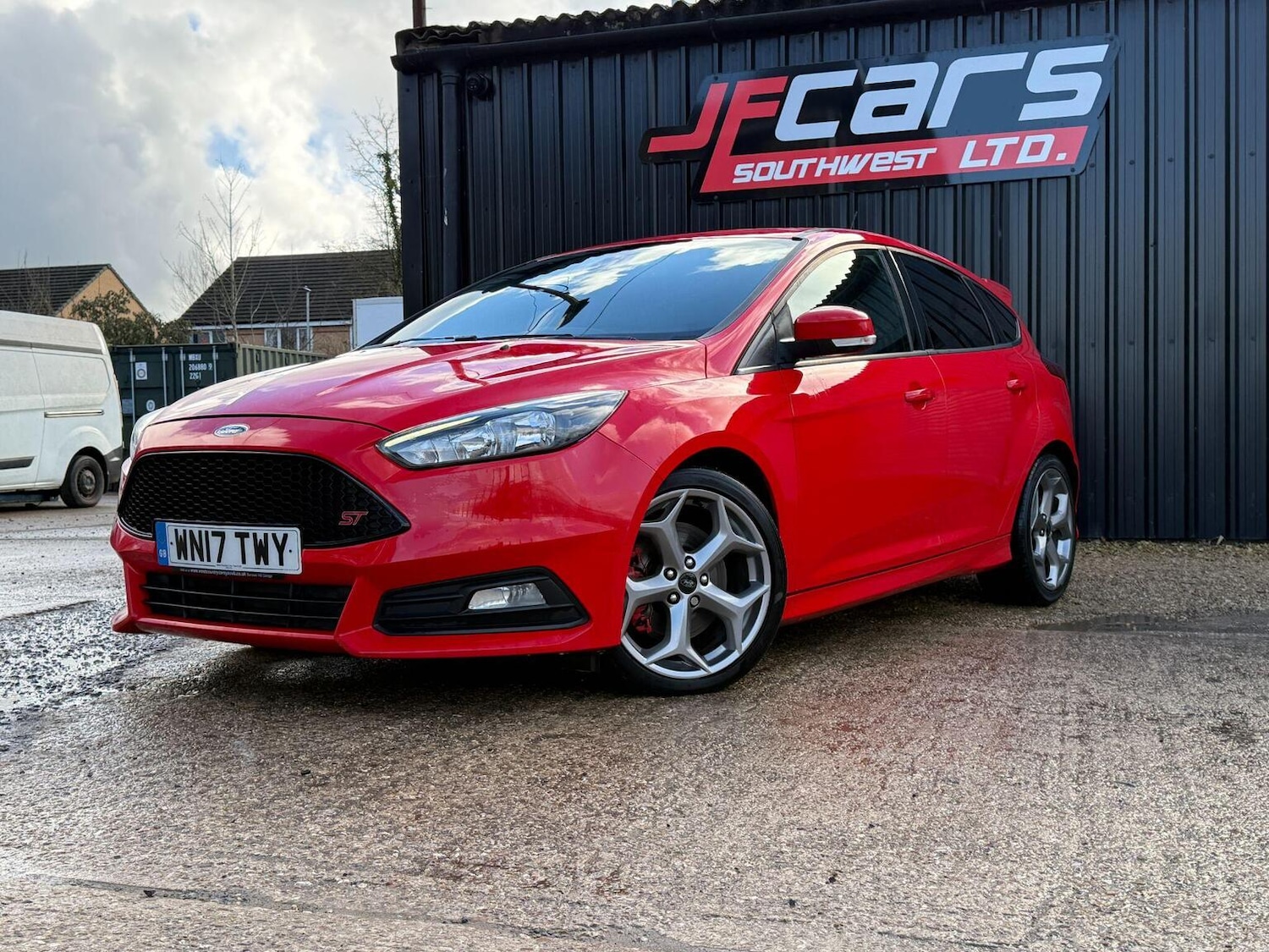 Used Ford Focus 2017 for sale - 77237115: Photo 13