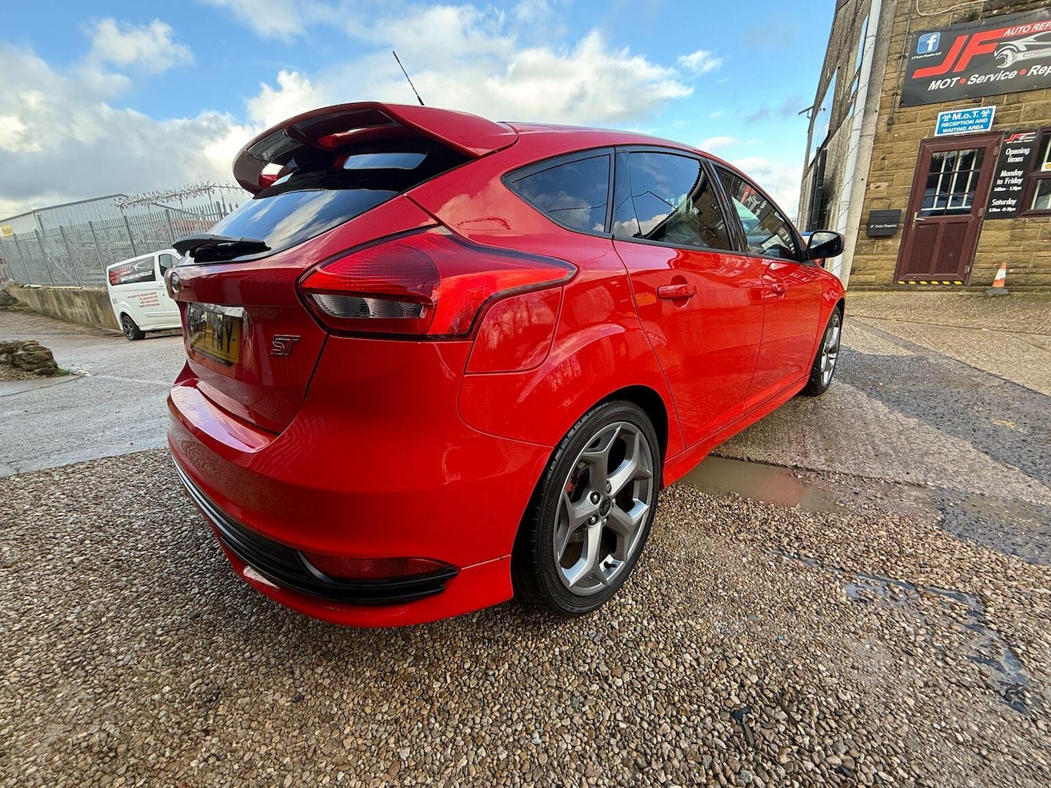 Used Ford Focus 2017 for sale - 77237115: Photo 24
