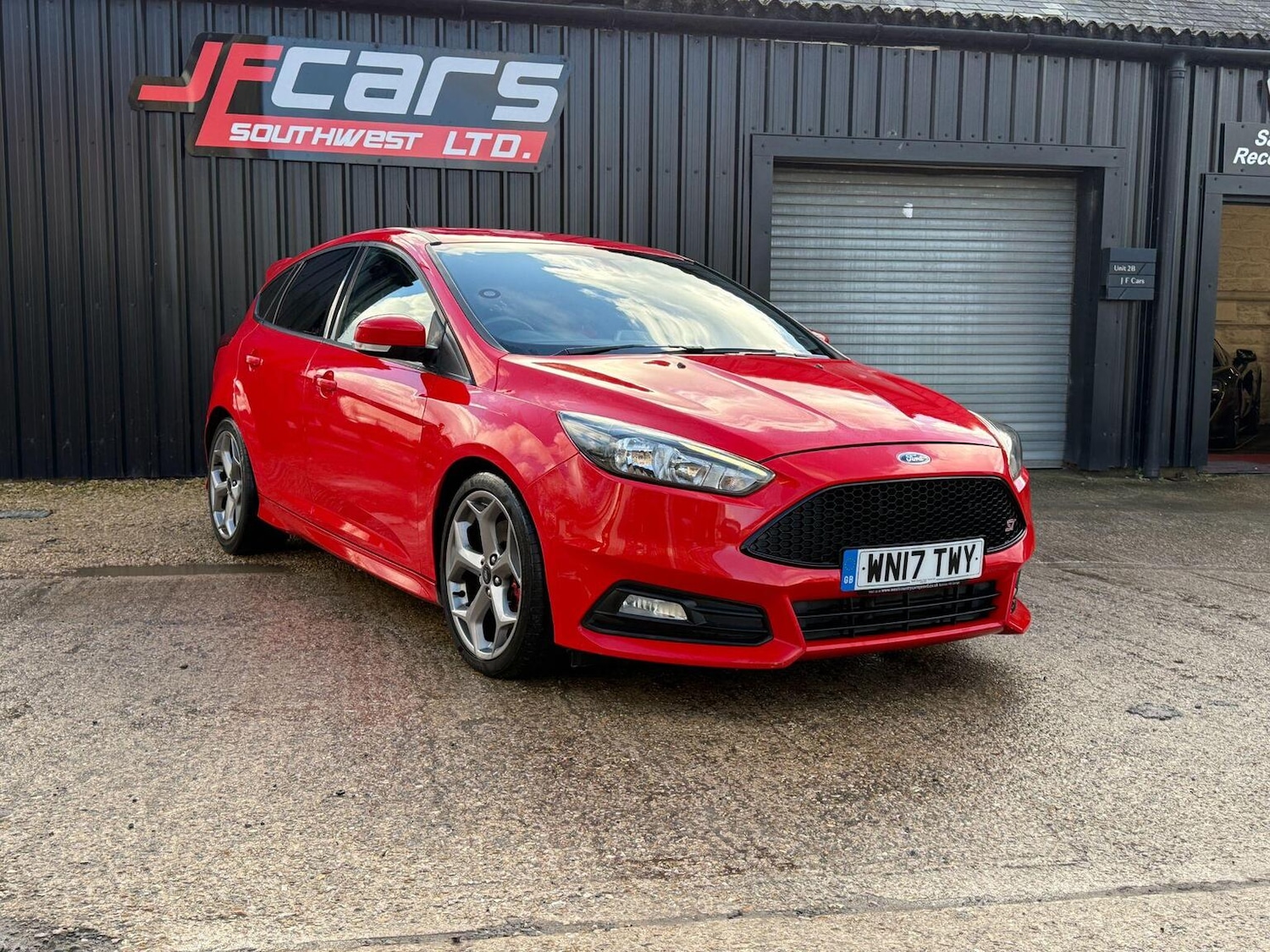 Used Ford Focus 2017 for sale - 77237115: Photo 8