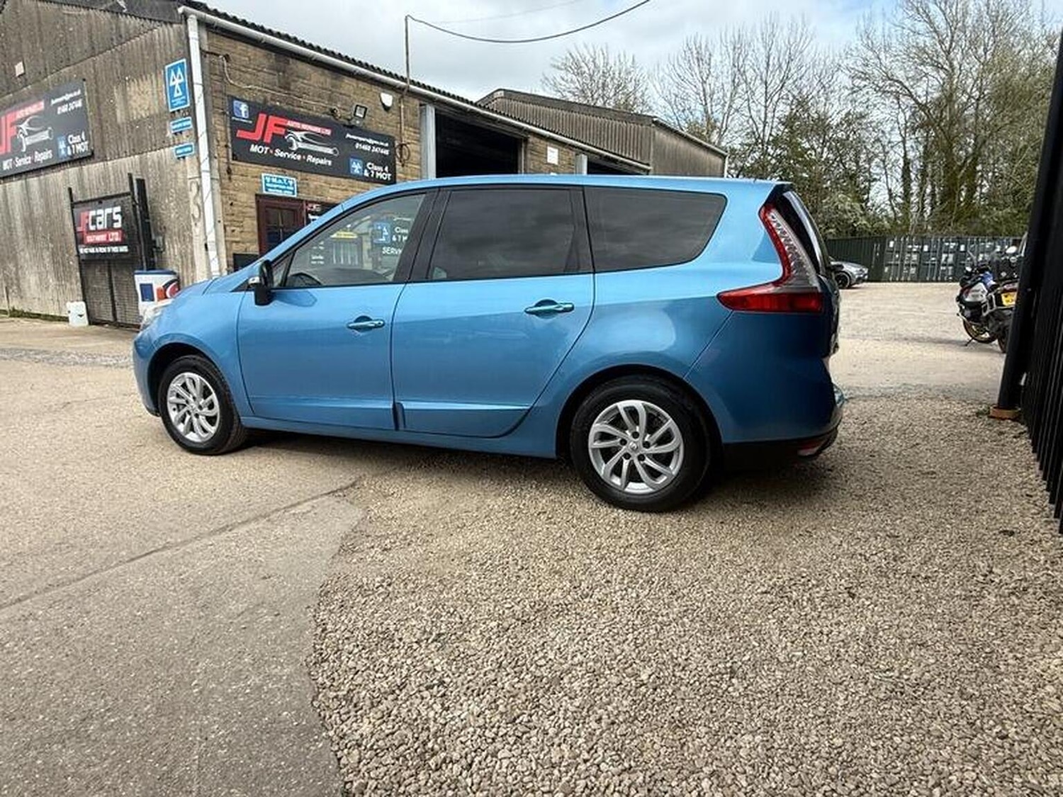 Used Renault Grand Scenic 2014 for sale - 78183039: Photo 10