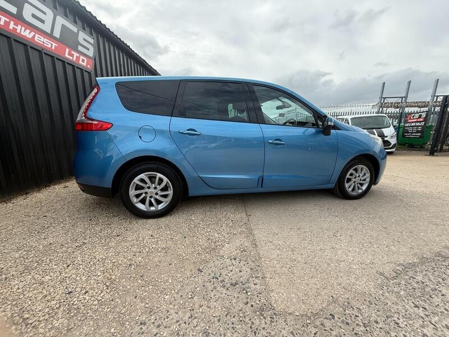 Used Renault Grand Scenic 2014 for sale - 78183039: Photo 13