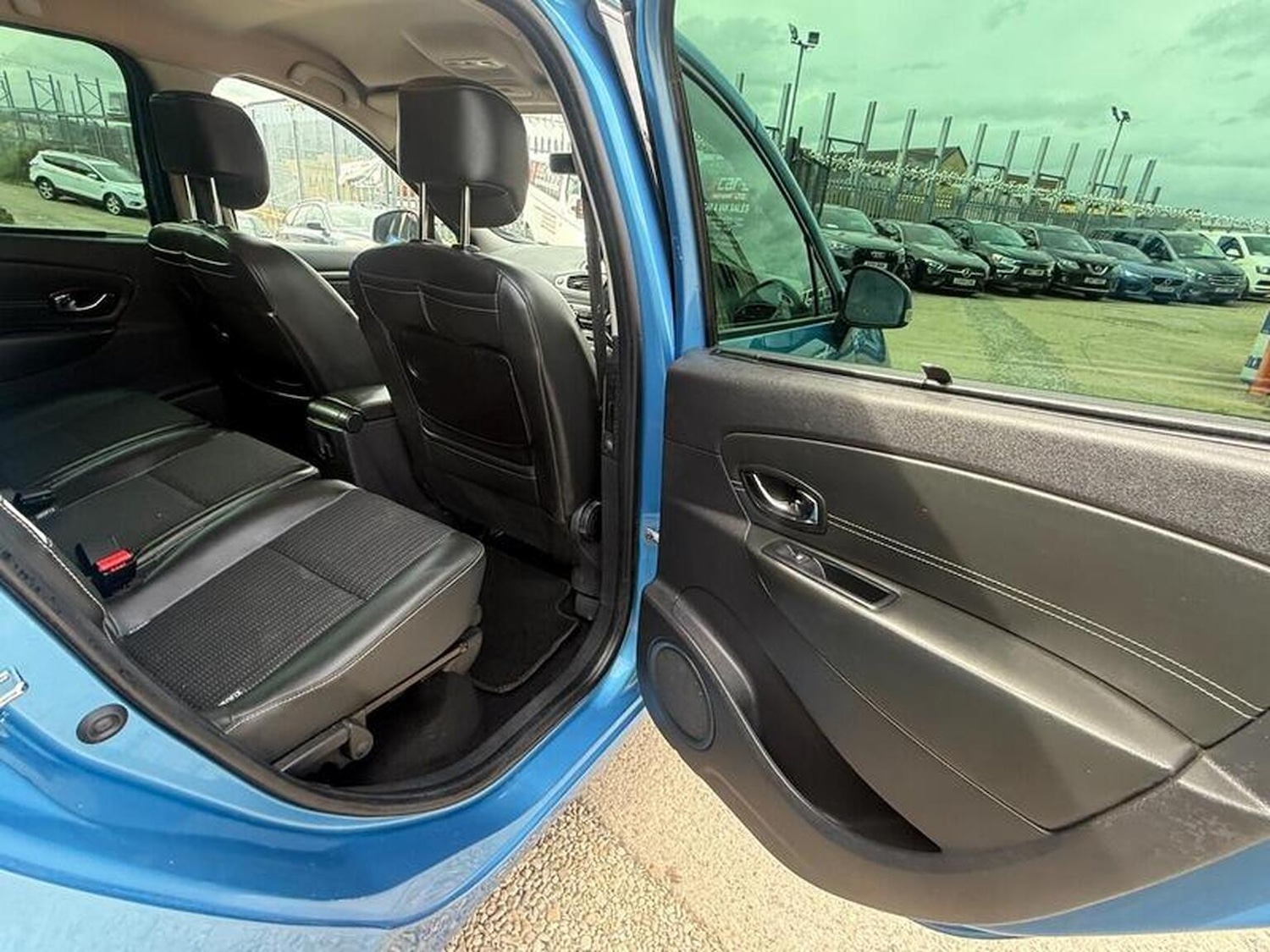 Used Renault Grand Scenic 2014 for sale - 78183039: Photo 34