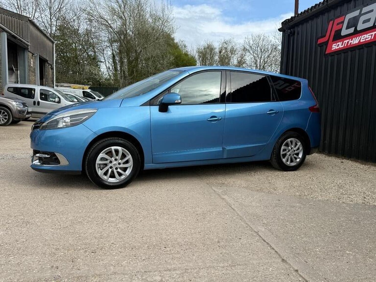 Used Renault Grand Scenic 2014 for sale - 78183039: Photo 6