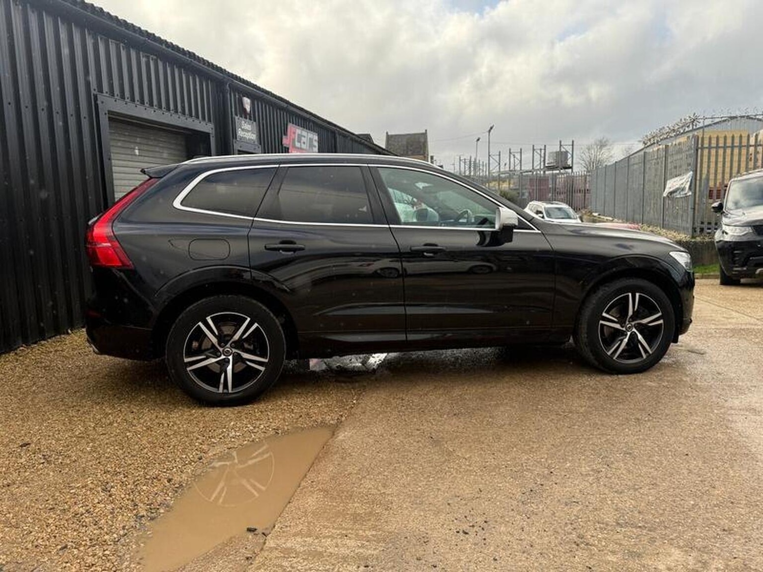 Used Volvo XC60 2018 for sale - 77694351: Photo 11