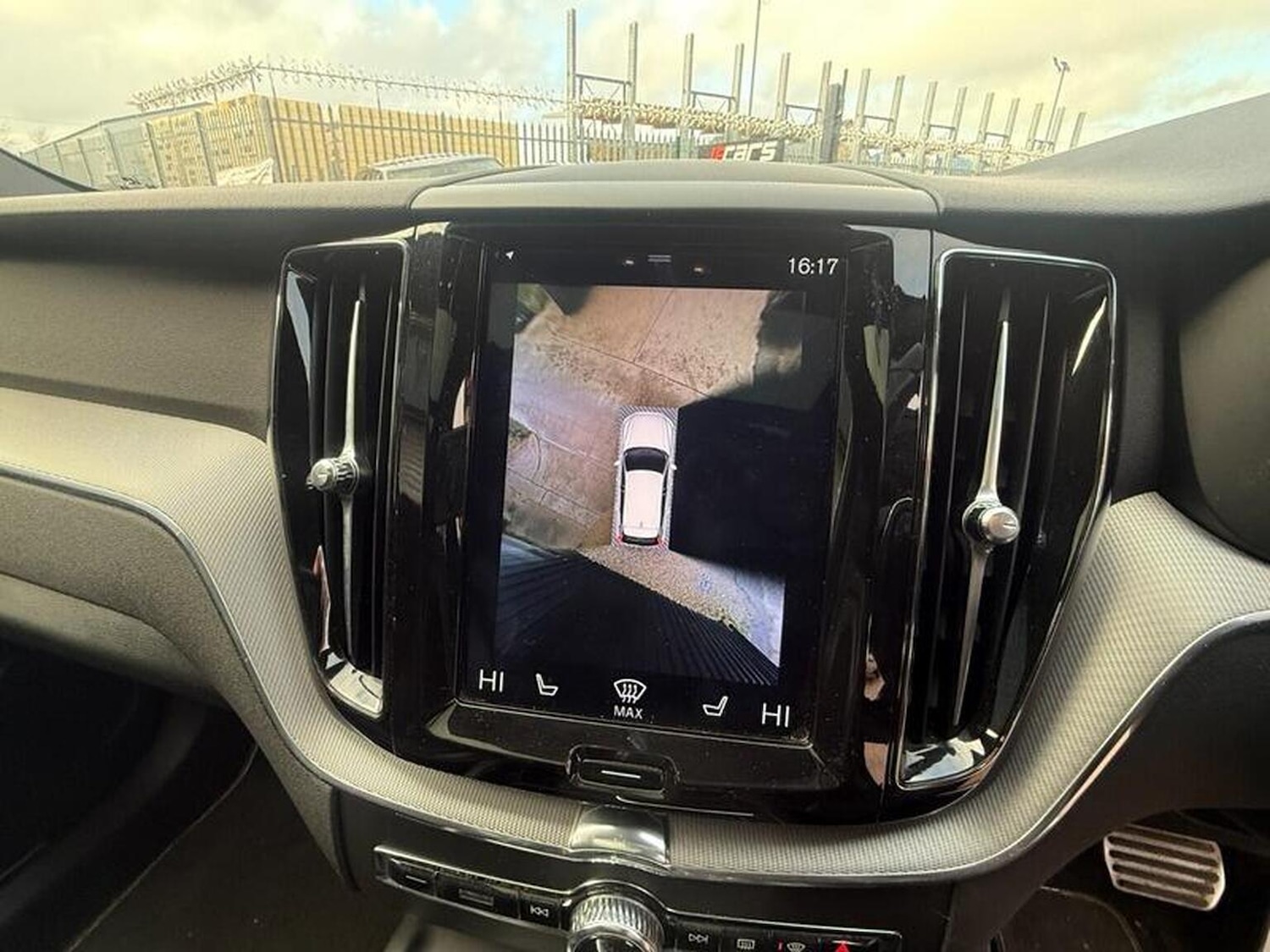 Used Volvo XC60 2018 for sale - 77694351: Photo 28